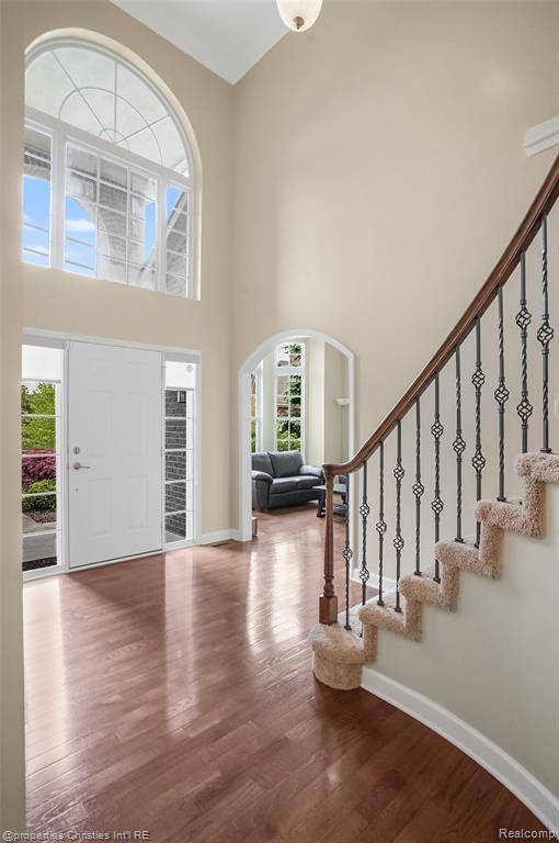 South Lyon, MI 48178,23533 Bristlecone Court