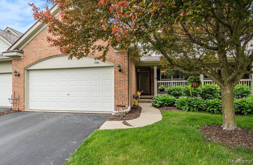 Grand Blanc, MI 48439,5886 Augusta Lane
