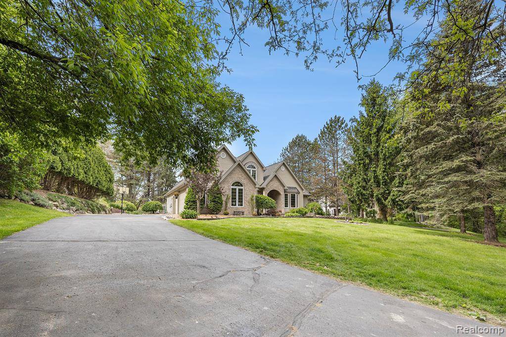 Metamora, MI 48455,1437 RILLVIEW Court