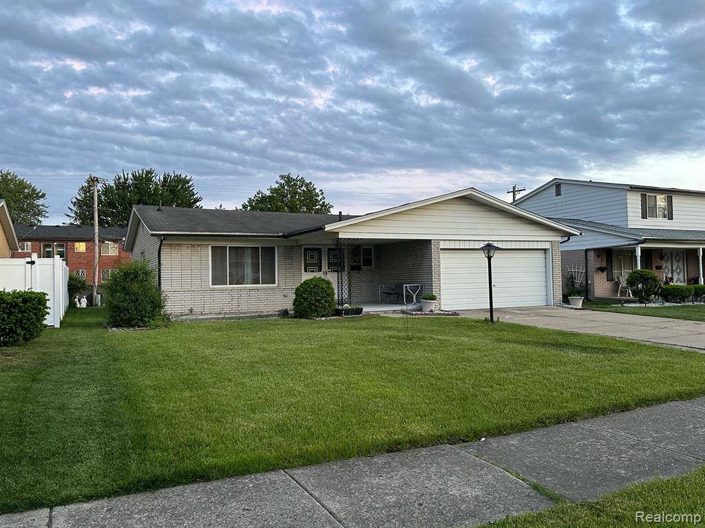 Sterling Heights, MI 48310,3942 Byrd Drive