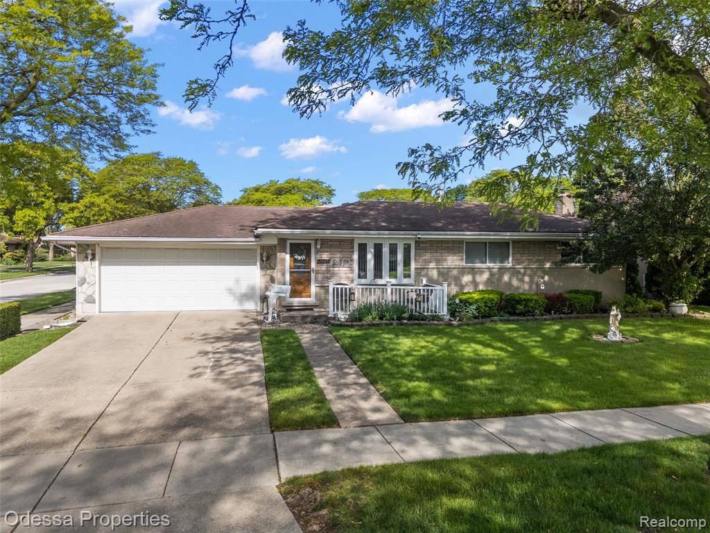 Warren, MI 48092,32247 Oakview Drive