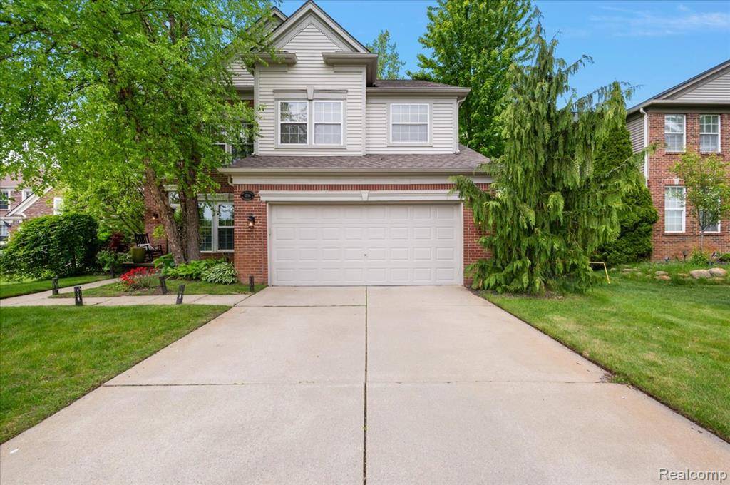 Rochester, MI 48306,3796 Briarbrooke Lane