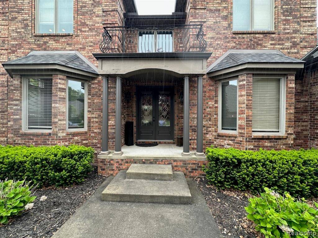 Shelby Twp, MI 48315,52006 Finch Court