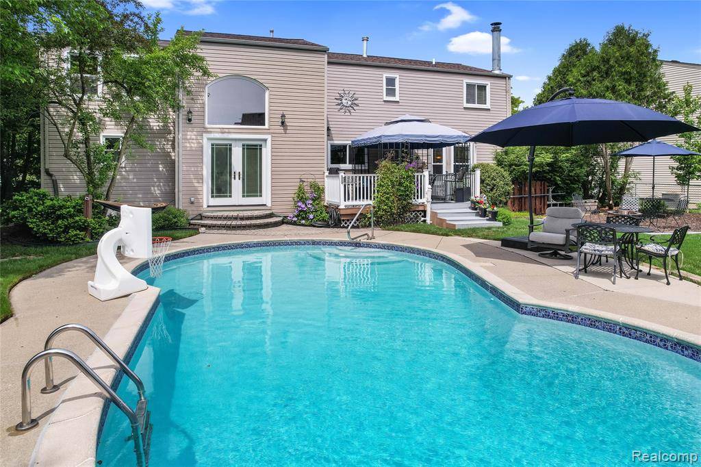 Canton, MI 48187,1140 W Lemont Court