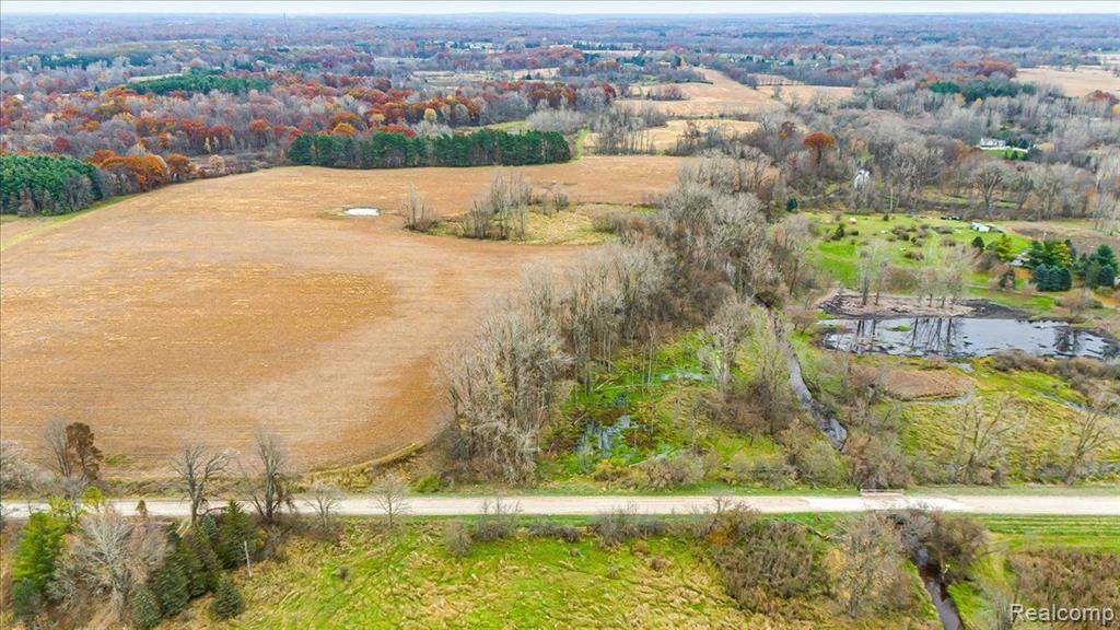 Howell, MI 48855,(C) 9542 BYRON Road
