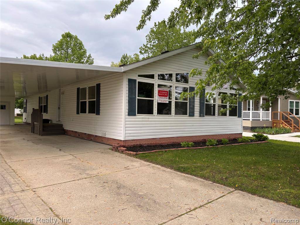 MI,504 Bush Lake Lane