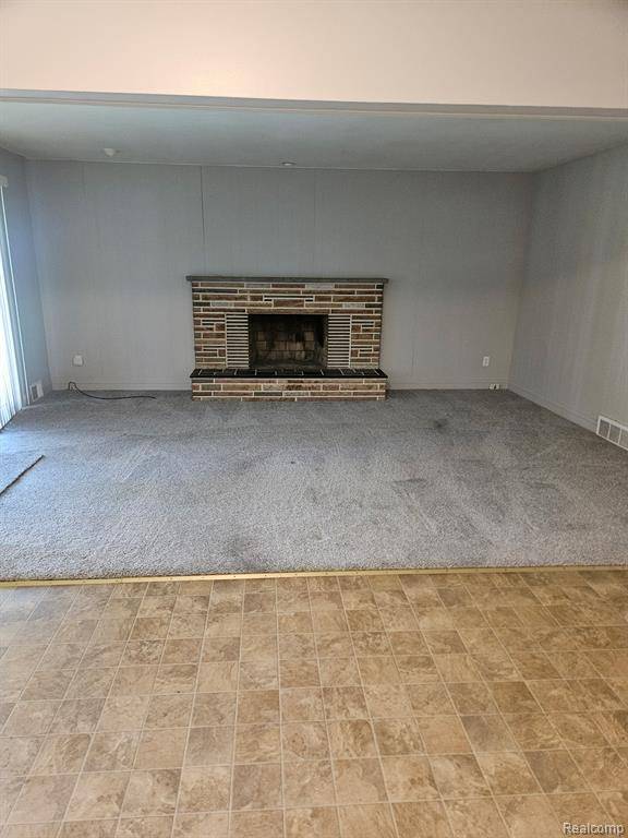 Saint Clair Shores, MI 48081,28601 Little Mack Avenue