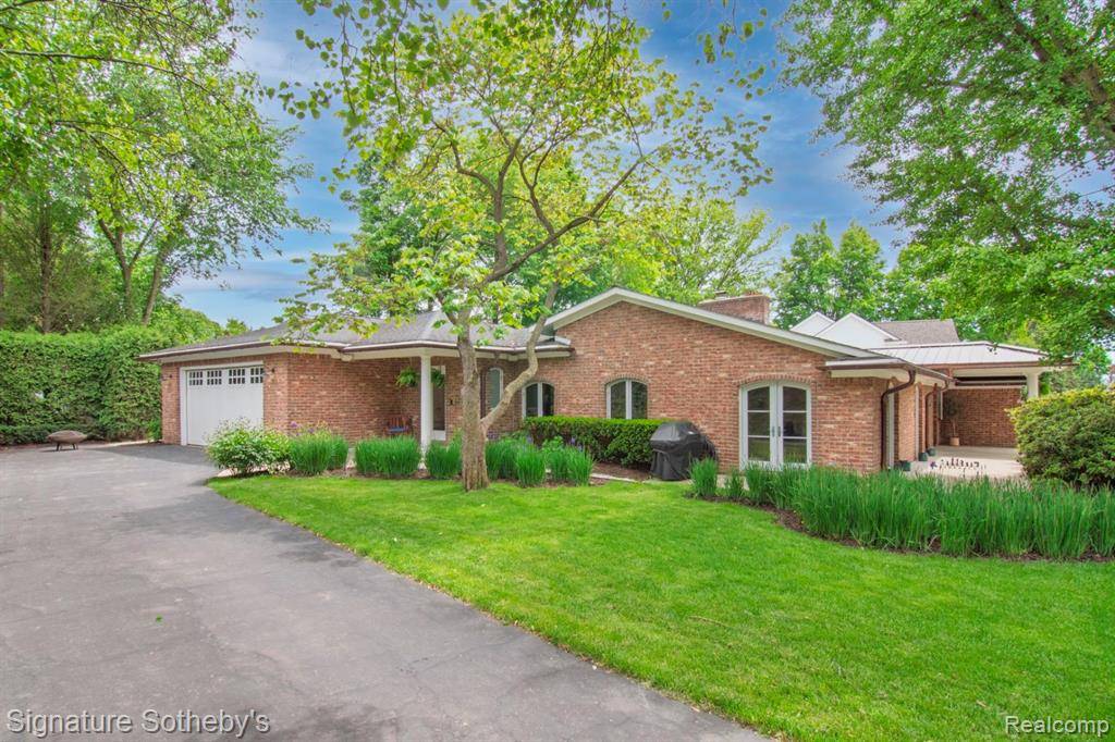 Bloomfield Hills, MI 48301,3171 E Breckenridge Lane