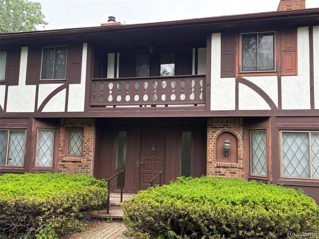 Bloomfield Hills, MI 48302,1250 Club Drive