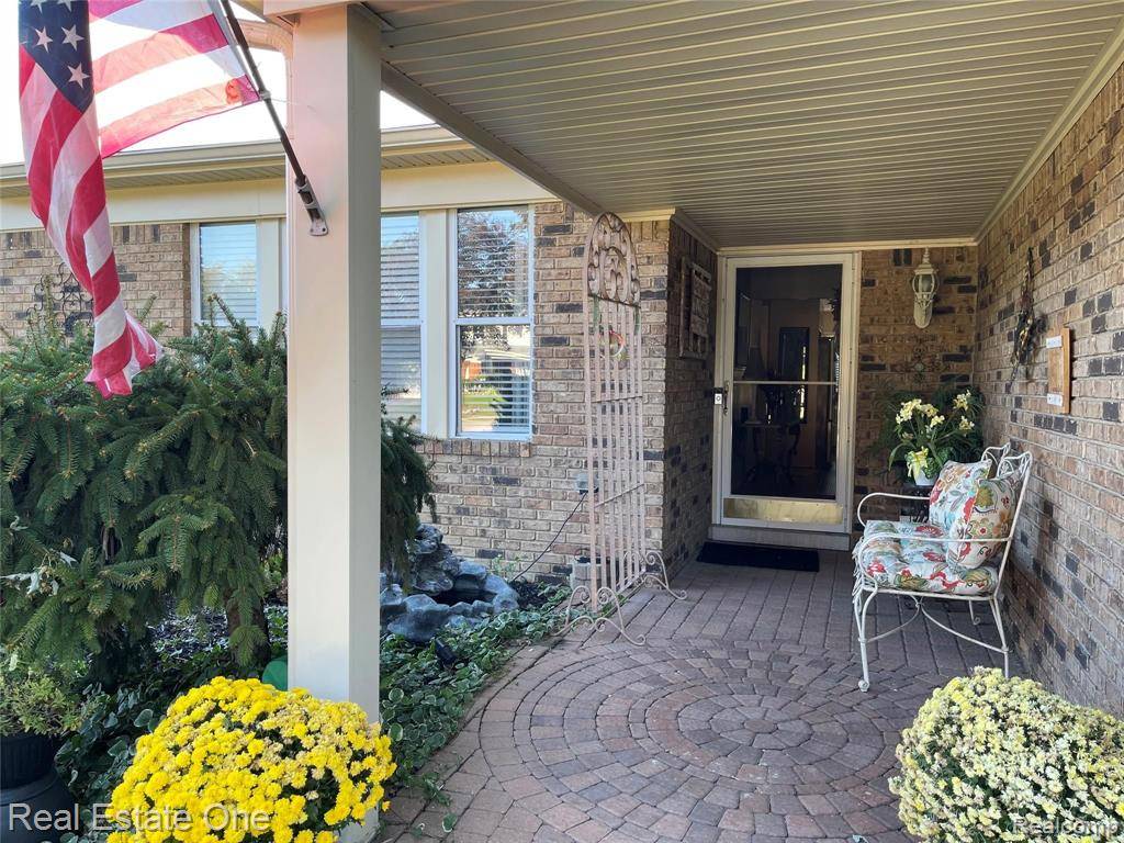 Troy, MI 48085,5255 FOLKSTONE Drive