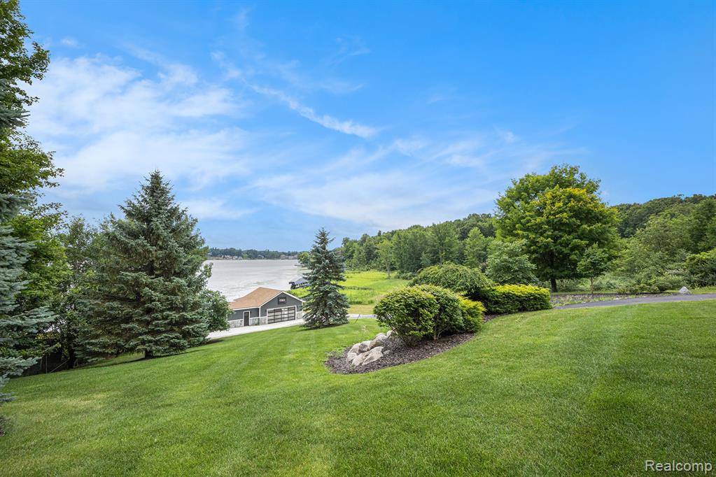 Lapeer, MI 48446,4143 Longview Drive