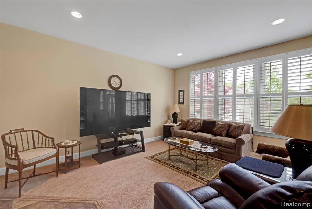 South Lyon, MI 48178,59649 Mallory Lane