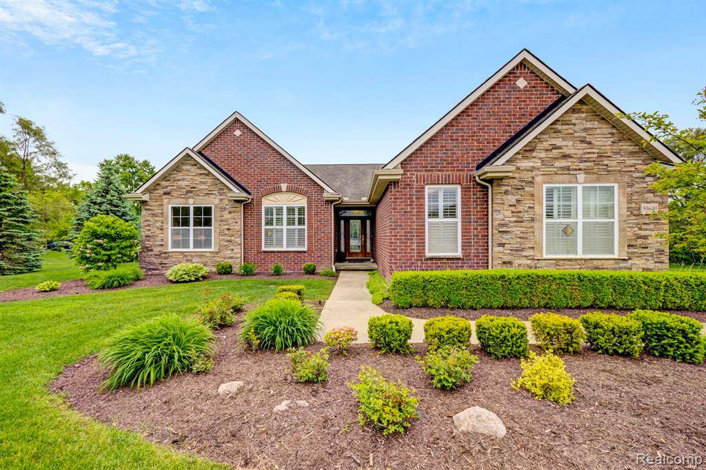 South Lyon, MI 48178,59649 Mallory Lane