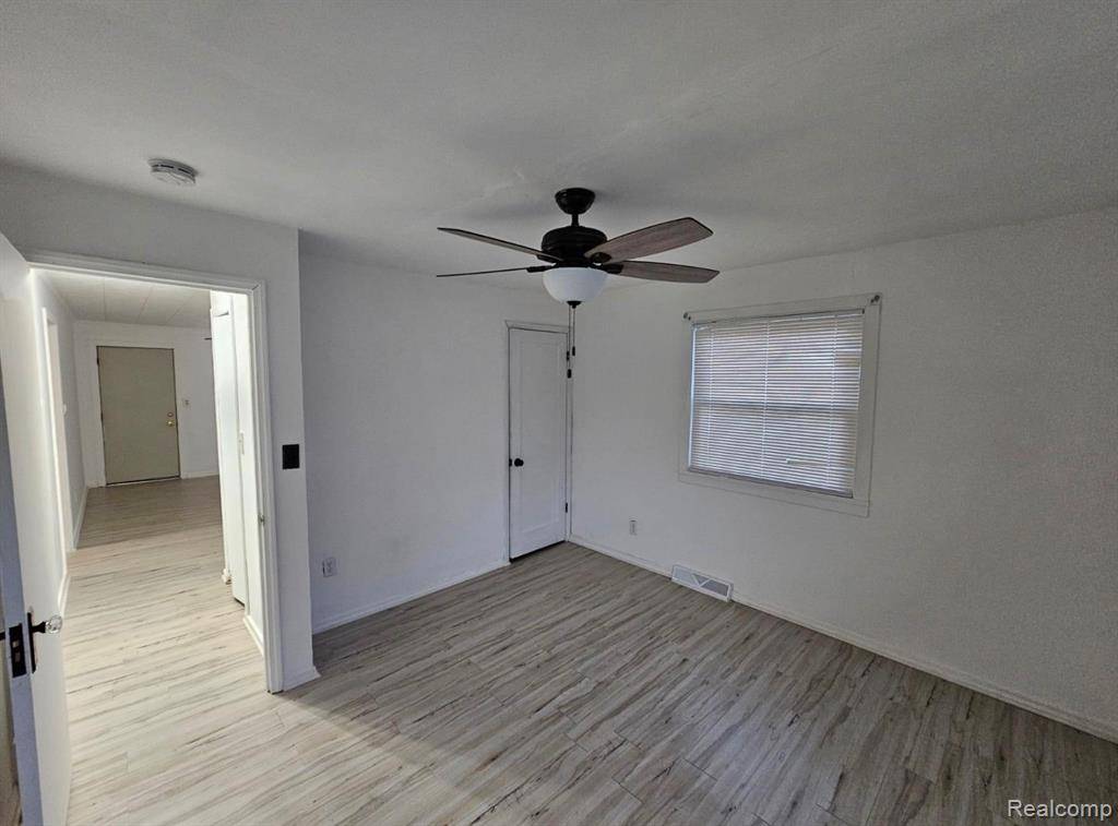 Westland, MI 48186,34030 Caseville Court