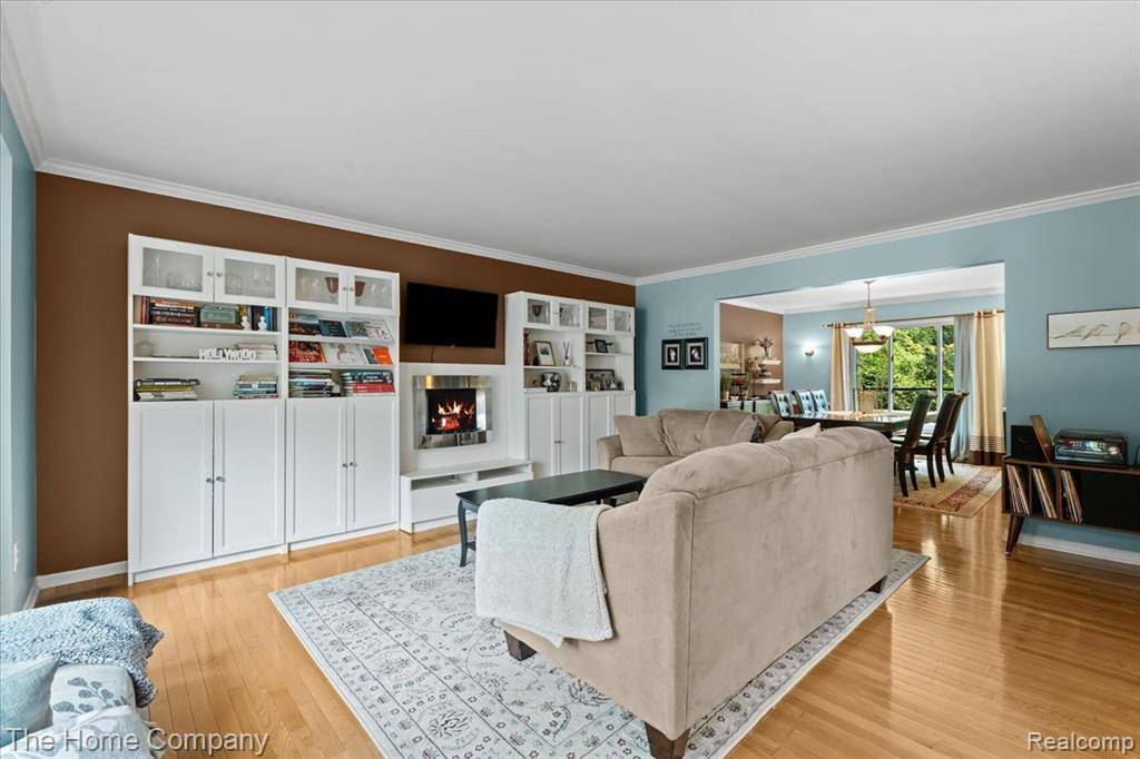 Troy, MI 48085,5182 Shady Creek Drive