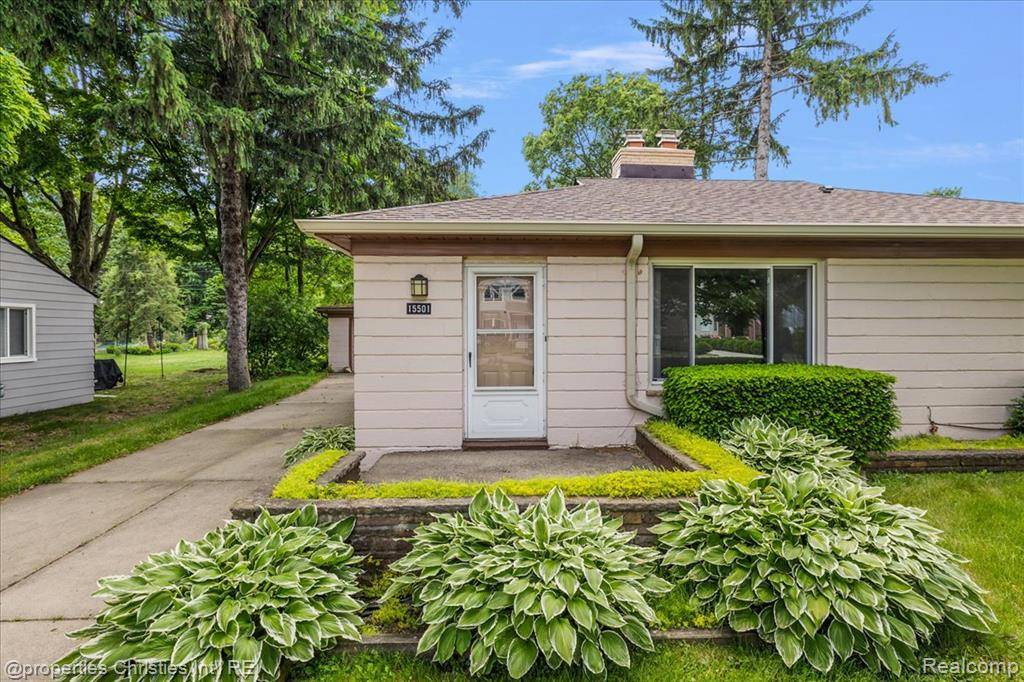 Northville, MI 48170,15501 Portis Street