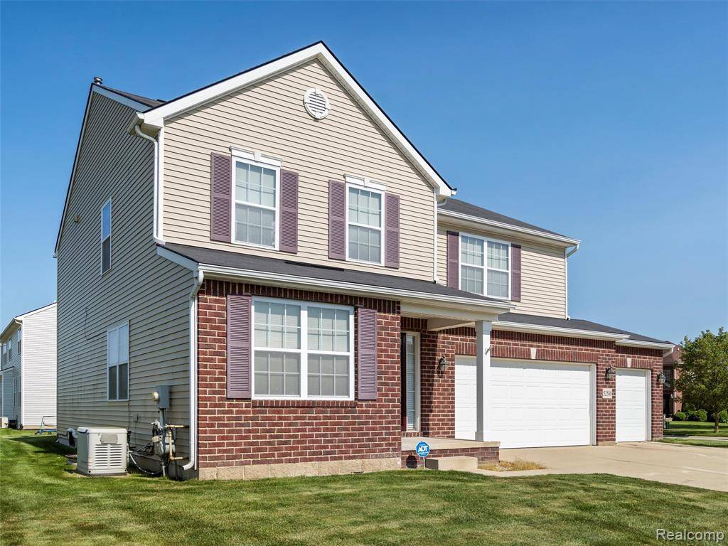 Macomb, MI 48042,52588 Stafford Drive