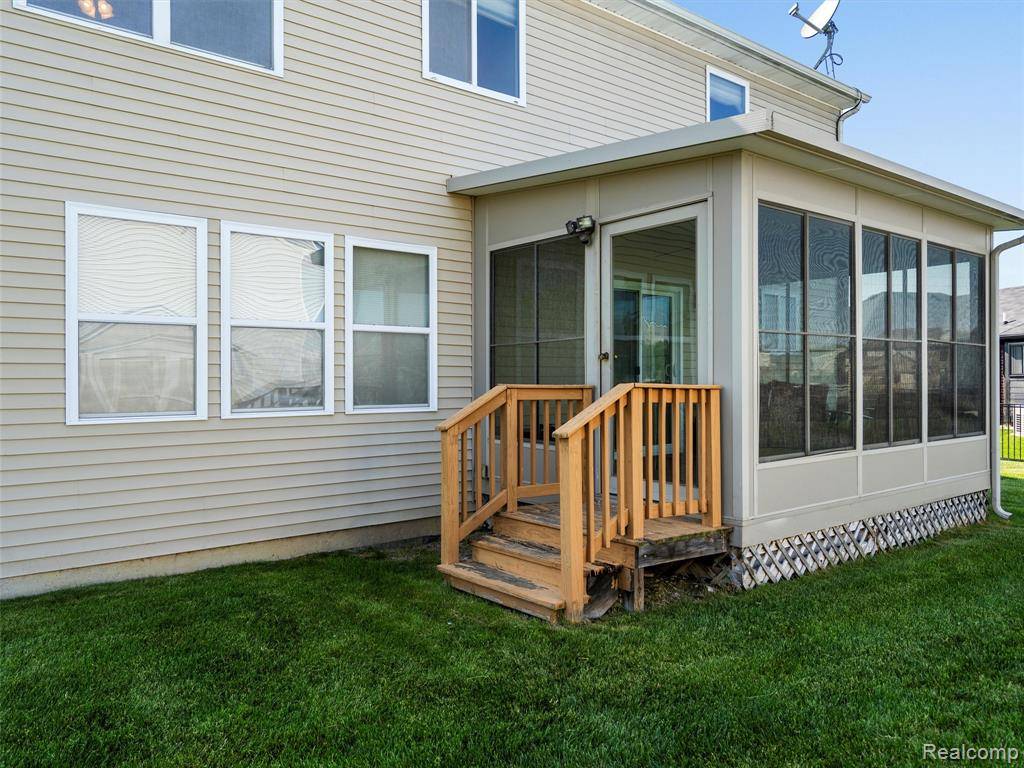Macomb, MI 48042,52588 Stafford Drive