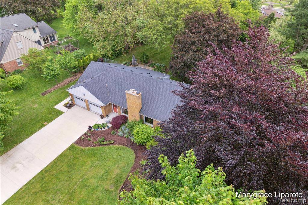 Ann Arbor, MI 48103,1220 MINGLEWOOD Way