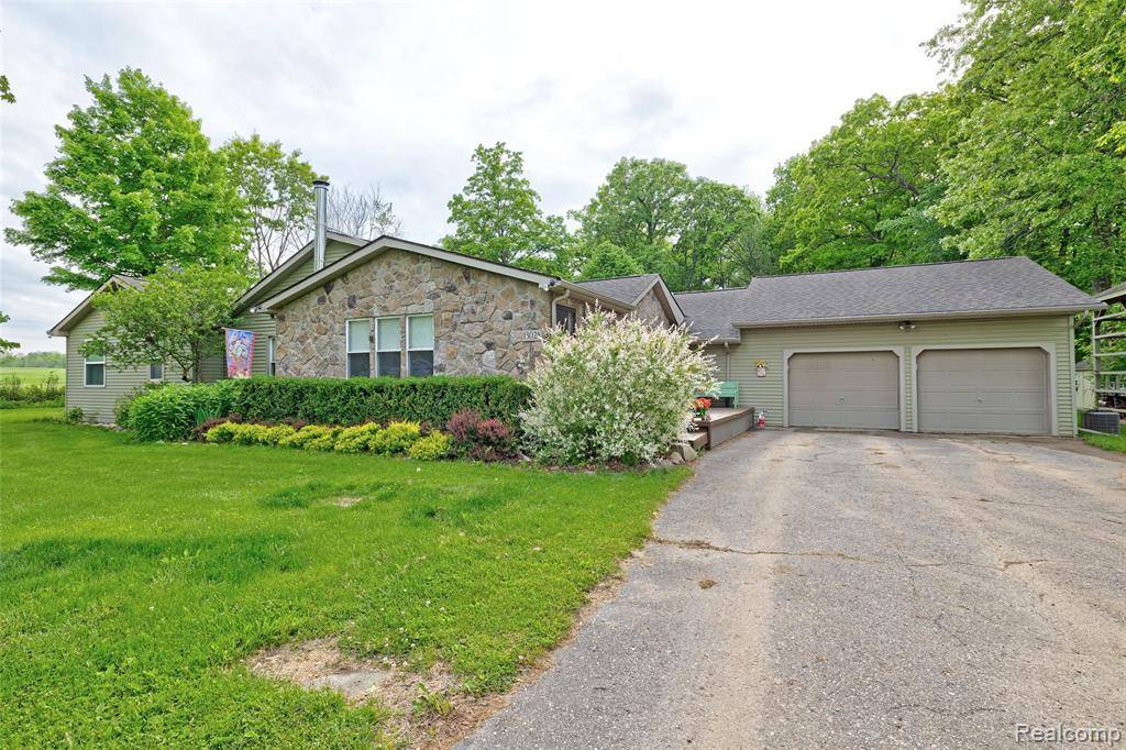 Holly, MI 48442,13028 Fish Lake Road