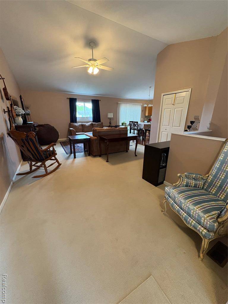 Fenton, MI 48430,1231 Crystal Pointe Circle