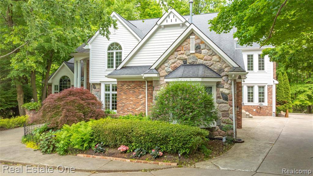 West Bloomfield, MI,6212 Bromley Court