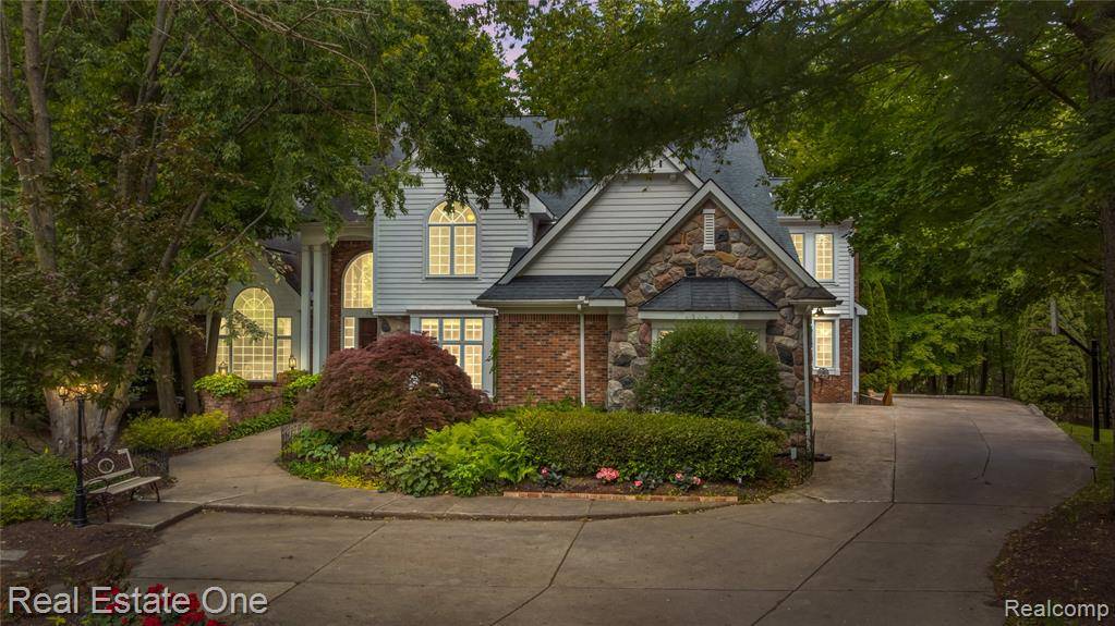 West Bloomfield, MI,6212 Bromley Court
