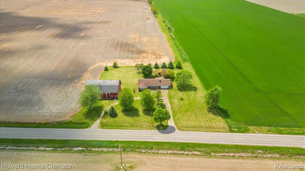Owosso, MI 48867,7247 N State Road