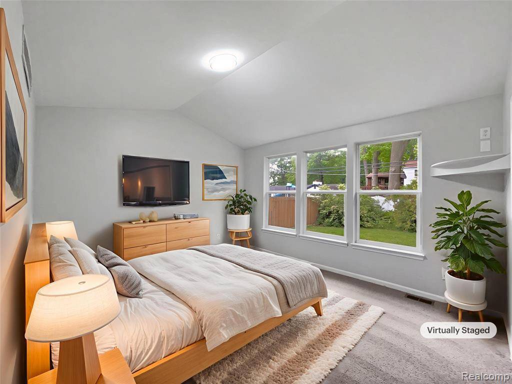 Redford, MI 48239,9657 Rockland