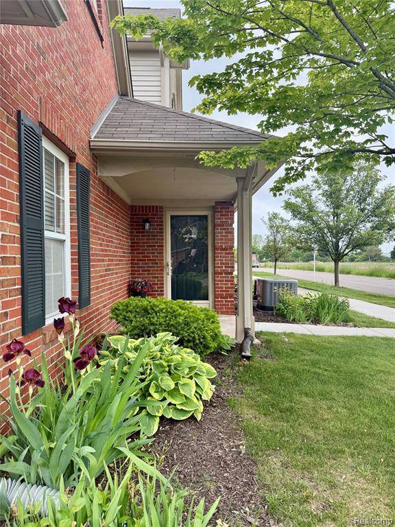 Trenton, MI 48183,20653 HENRY Street