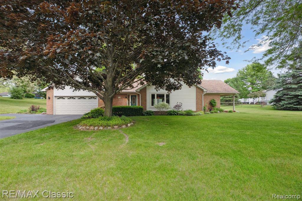Highland, MI,3484 Taggett Lake Drive