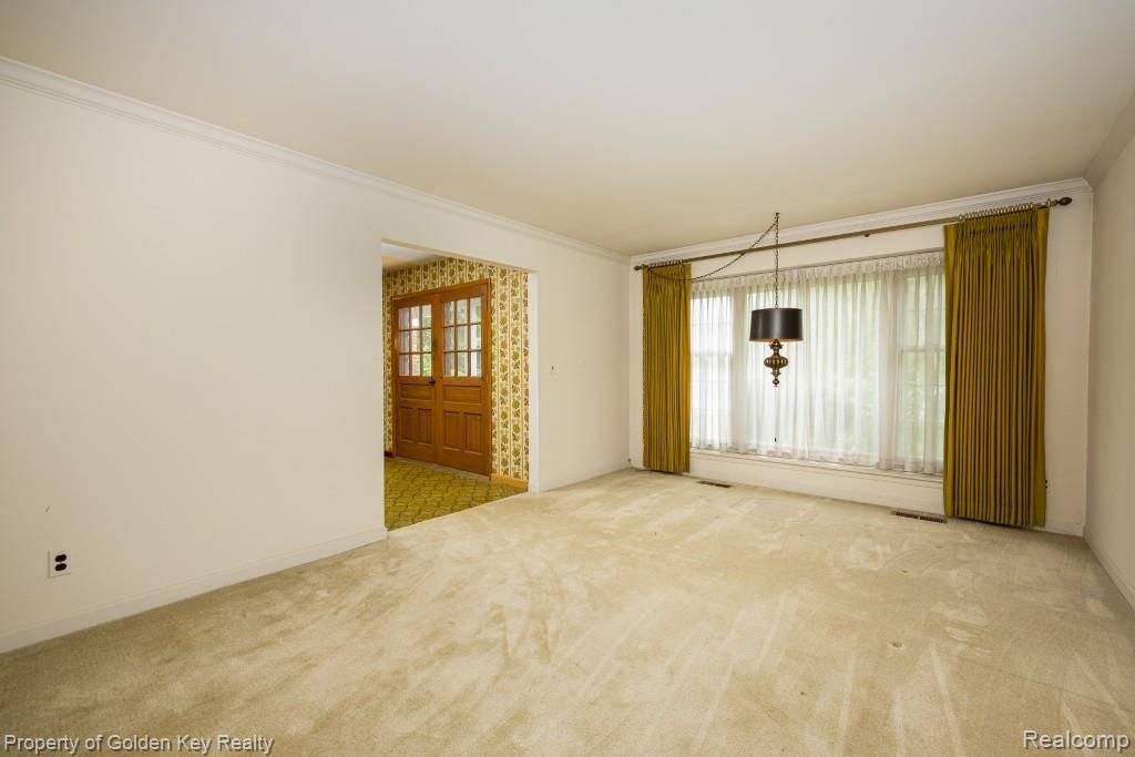 Livonia, MI 48154,16310 Levan Road