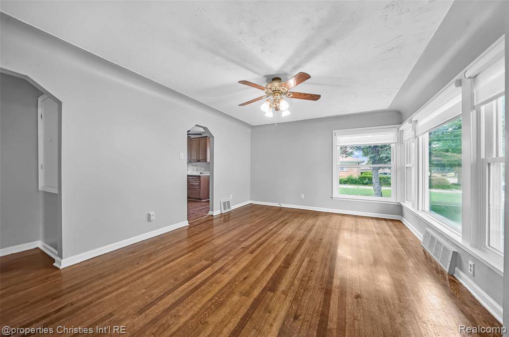 Ferndale, MI 48220,250 E Webster Street