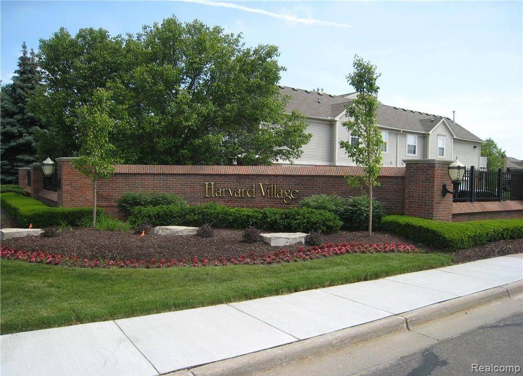 Clinton Twp, MI 48038,15326 Cornell Drive