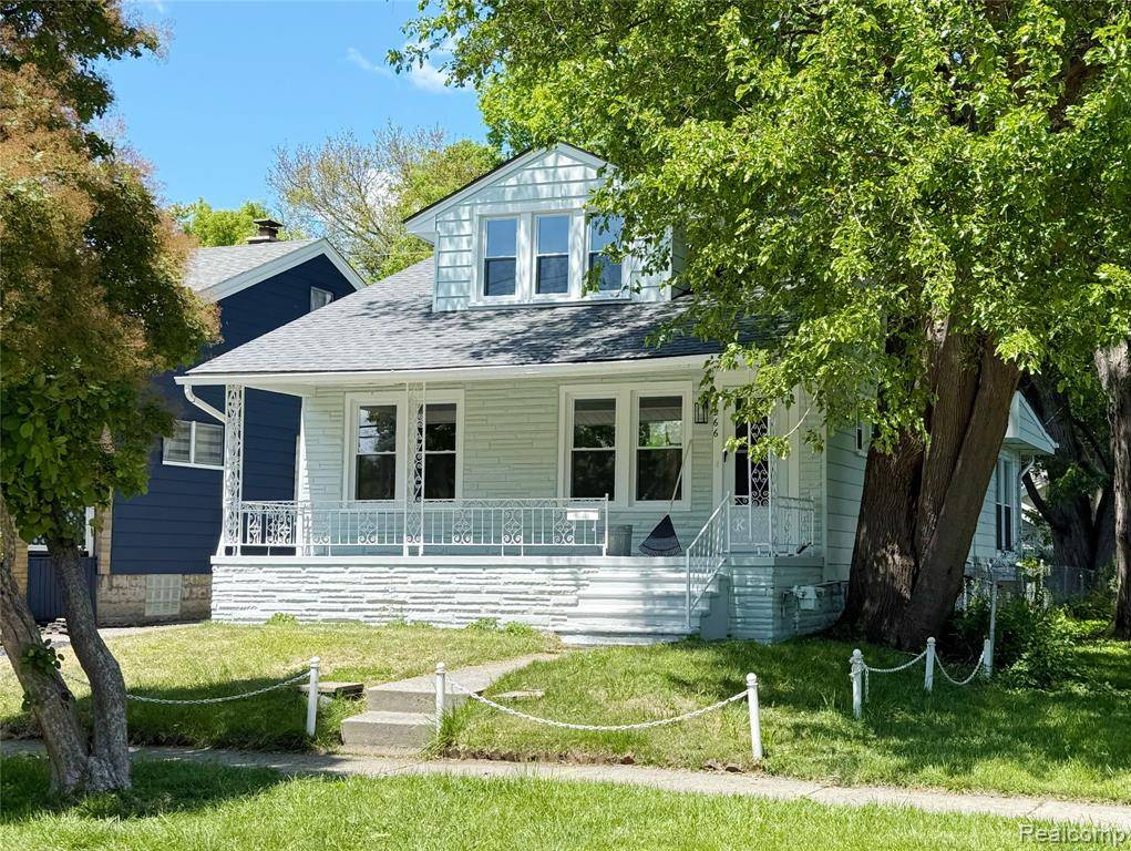 Ferndale, MI 48220,266 W Bennett Avenue