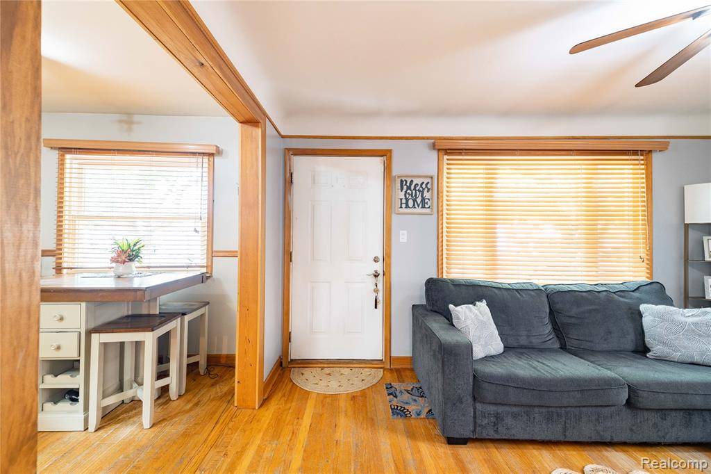 Dearborn, MI 48124,3633 Katherine Street