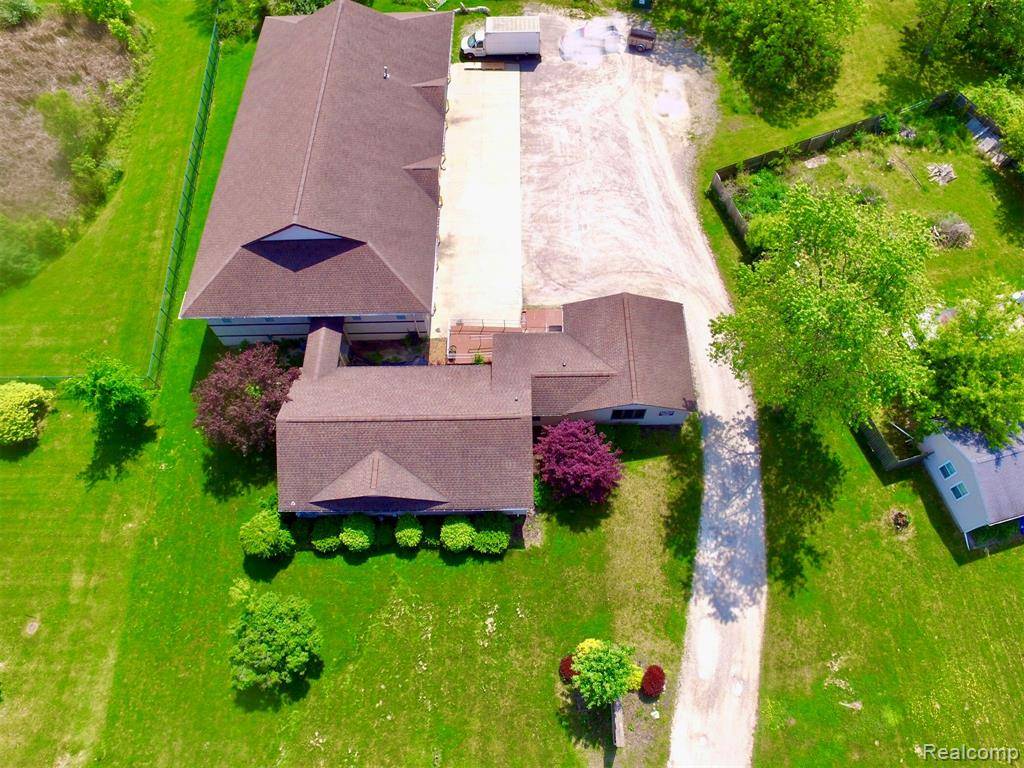 Howell, MI 48855,3845 W Grand River Avenue