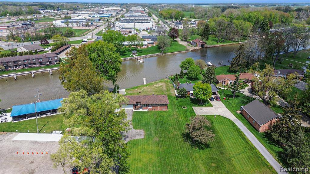 Harrison Township, MI,25561 S River Road