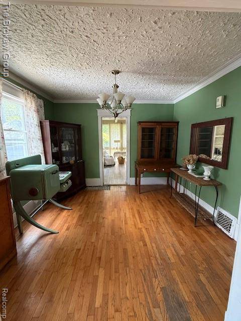 Lansing, MI 48910,619 W Barnes Avenue