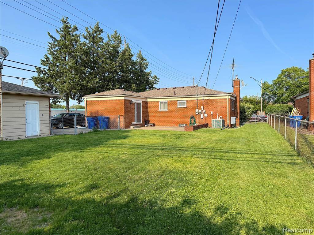 Warren, MI 48088,32851 Dover Avenue