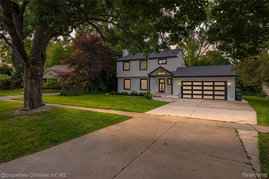 Birmingham, MI 48009,1054 Saxon Drive