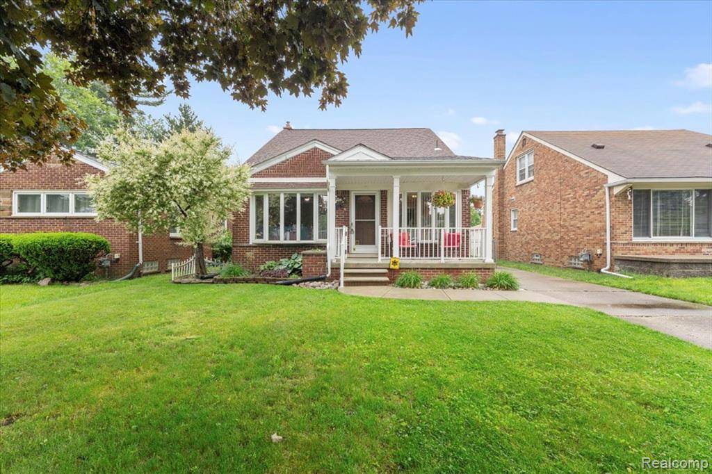 Allen Park, MI 48101,8148 Buckingham Avenue