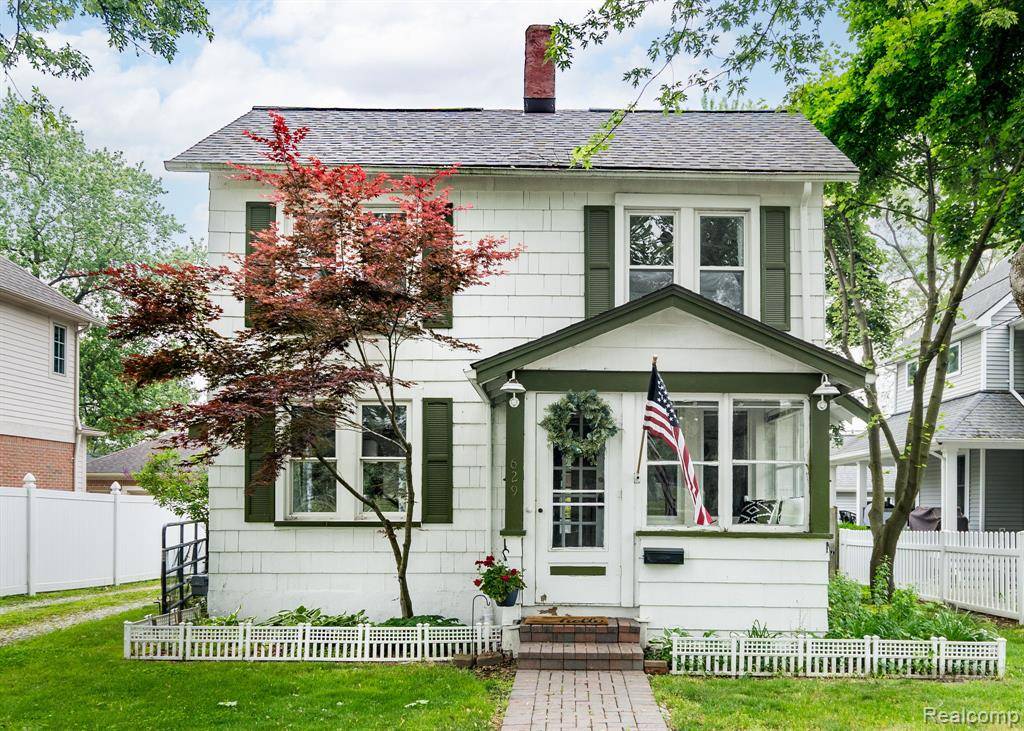 Rochester Hills, MI 48307,629 1st Street