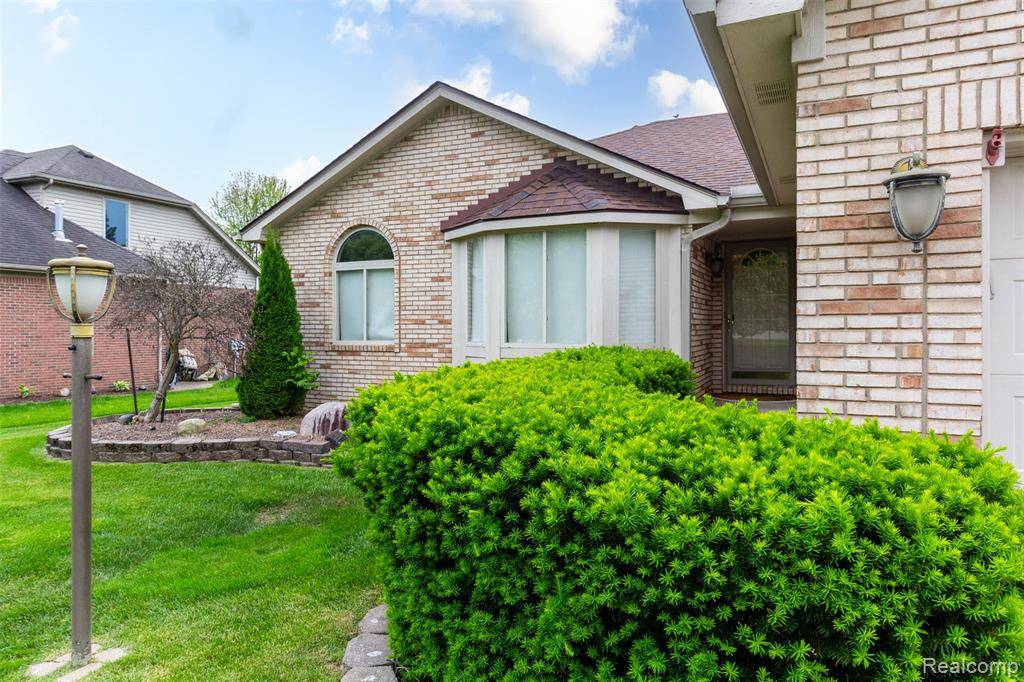 New Baltimore, MI 48047,53395 Andrew Circle