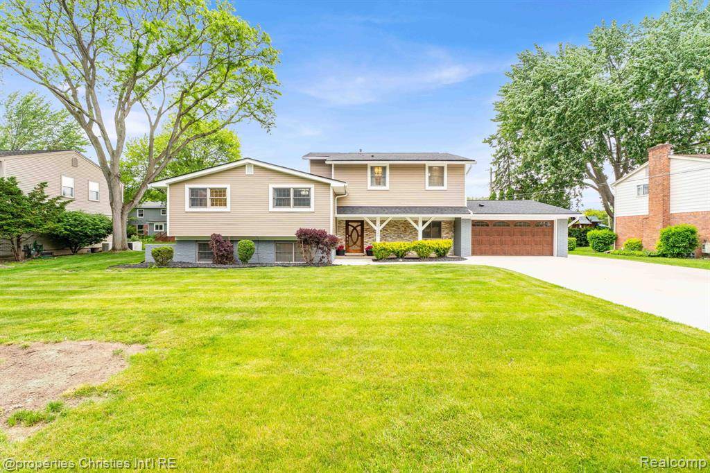 Beverly Hills, MI 48025,31240 Cline Drive