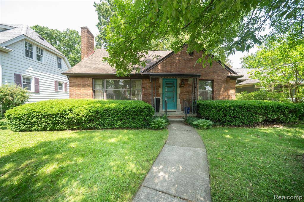 Pleasant Ridge, MI,49 Woodward Heights Boulevard