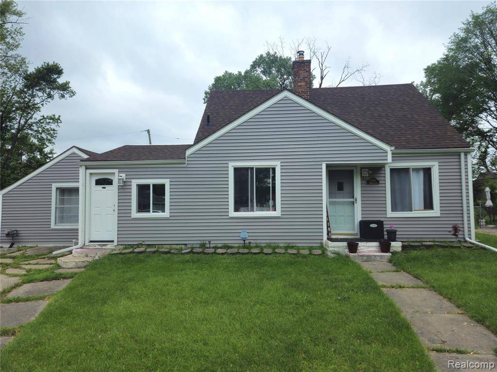 Farmington Hills, MI 48336,22189 Albion Ave