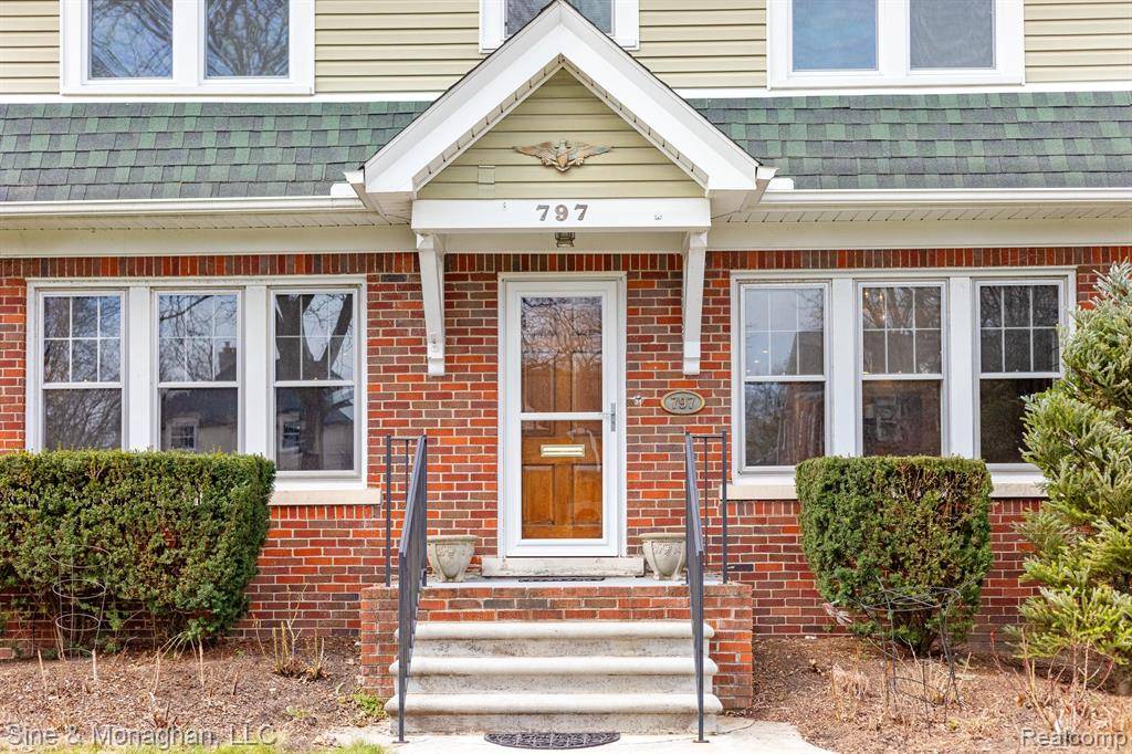 Grosse Pointe, MI 48230,797 WASHINGTON Road