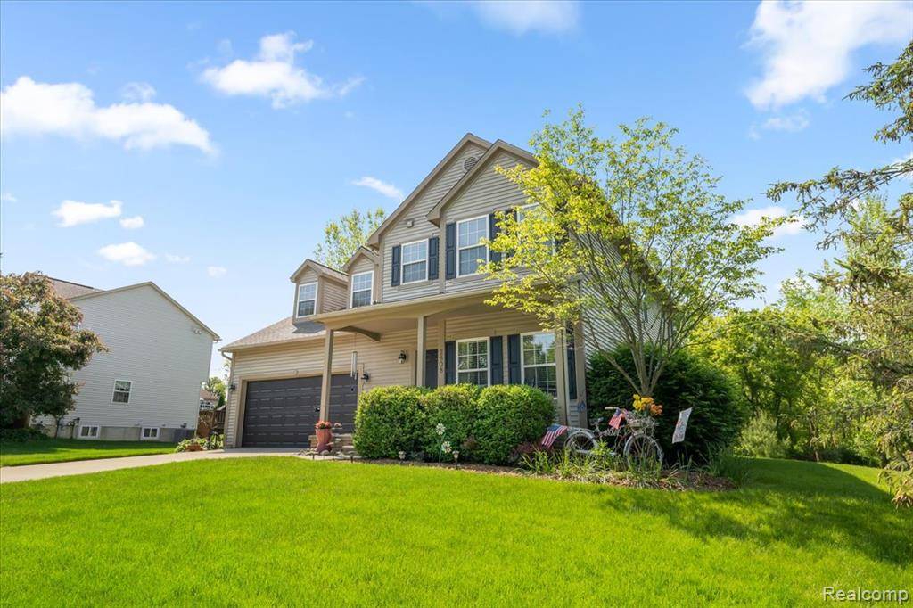 Howell, MI 48855,2608 Birchwood Drive