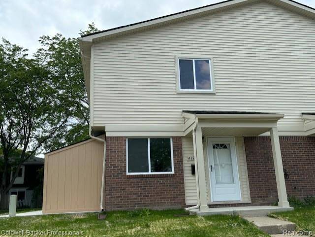 Belleville, MI 48111,41213 S Woodbury Green Dr